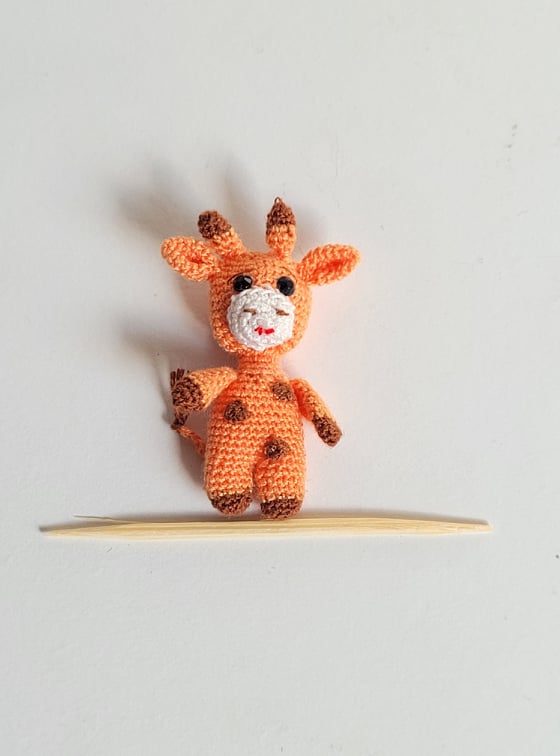 Cleo the giraffe