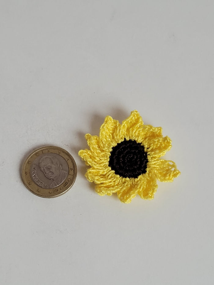 Sunflower pin